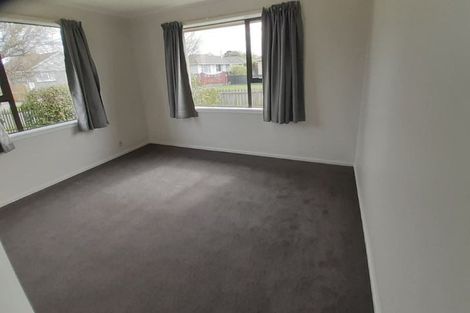 Photo of property in 28 Leicester Crescent, Hoon Hay, Christchurch, 8025