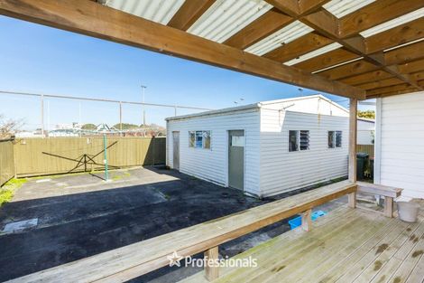 Photo of property in 24 Bouverie Street, Petone, Lower Hutt, 5012