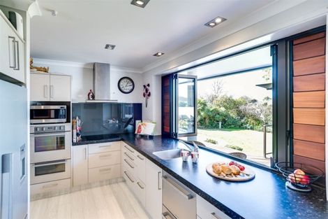 Photo of property in 35 Moorhouse Street, Taradale, Napier, 4112