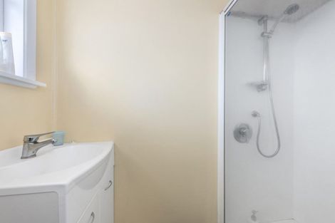 Photo of property in 6f2- Granville Street, Silverstream, Upper Hutt, 5019