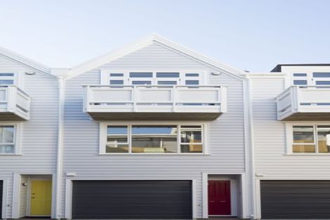 Photo of property in Pirie Street Townhouses, 18/35u Pirie Street, Mount Victoria, Wellington, 6011