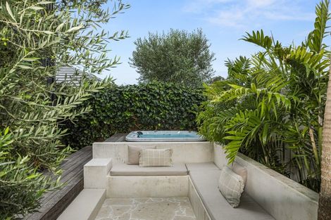 Photo of property in 476 Hibiscus Coast Highway, Orewa, 0931