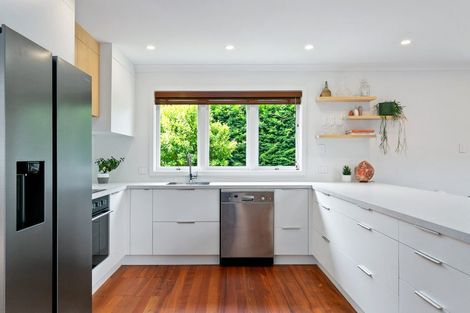 Photo of property in 50 Te Hatepe Avenue, Taupo, 3330