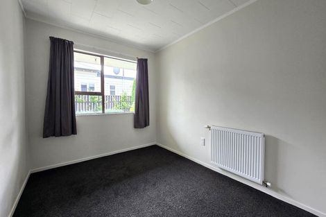 Photo of property in 2/802 Victoria Street, Parkvale, Hastings, 4122