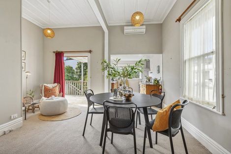 Photo of property in 491 Adelaide Road, Berhampore, Wellington, 6023