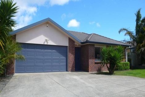 Photo of property in 12 Senator Drive, Manurewa, Auckland, 2105