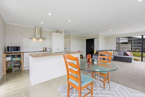 Photo of property in 1 Tuaraki Drive, Wellsford, 0900