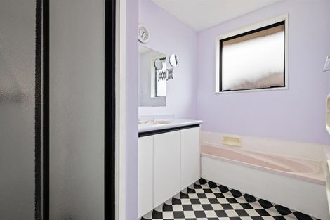 Photo of property in 142 Racecourse Road, Sockburn, Christchurch, 8042