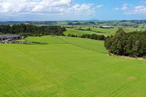 Photo of property in 241 Brooks Road, Waipu, 0582