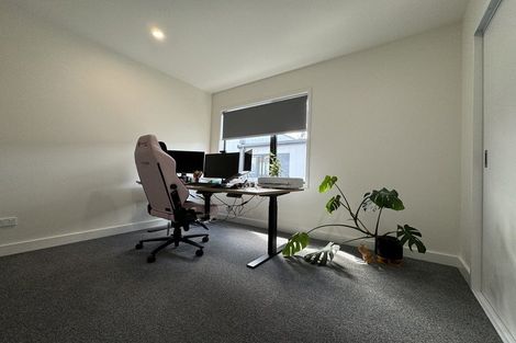 Photo of property in 22 Parkwood Avenue, Westgate, Auckland, 0614