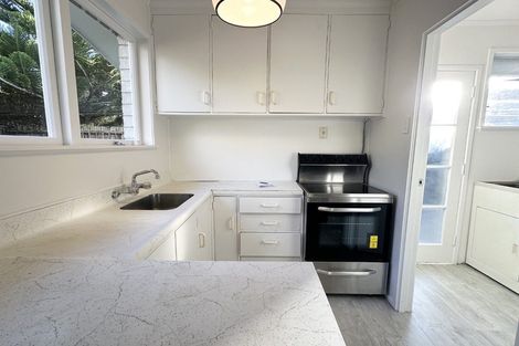 Photo of property in 2/357 Pakuranga Road, Pakuranga Heights, Auckland, 2010