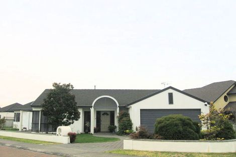 Photo of property in 12 Knightsbridge Place, Taradale, Napier, 4112