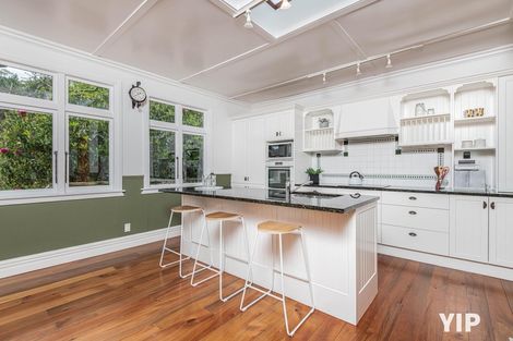 Photo of property in 48 Middleton Road, Johnsonville, Wellington, 6037