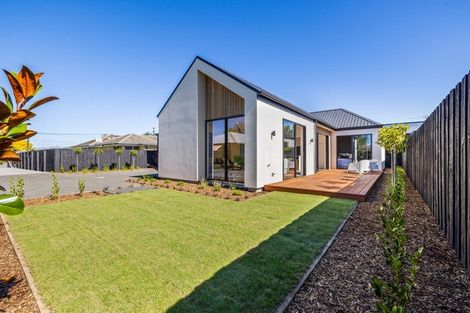 Photo of property in 120 Aorangi Road, Bryndwr, Christchurch, 8053