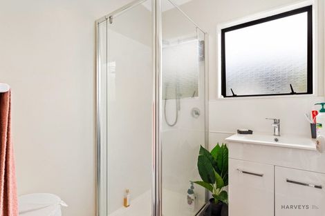 Photo of property in 42 Godley Road, Green Bay, Auckland, 0604