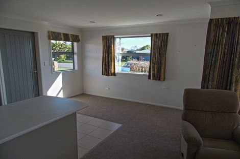 Photo of property in 28b Disraeli Street, Westport, 7825