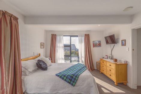 Photo of property in 116 Major Hornbrook Road, Mount Pleasant, Christchurch, 8081