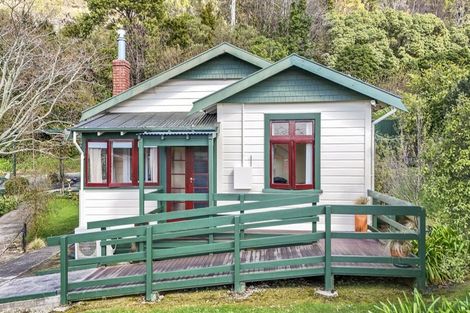 Photo of property in 87 Main Rd Havelock, Havelock, 7100