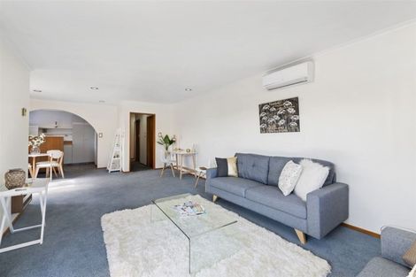 Photo of property in 6 Calverton Place, Halswell, Christchurch, 8025