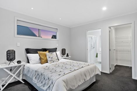 Photo of property in 10 Kahuparere Crescent, Pyes Pa, Tauranga, 3112