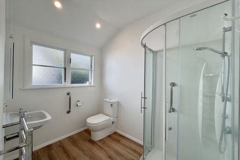 Photo of property in 14 Warwick Street, Wilton, Wellington, 6012