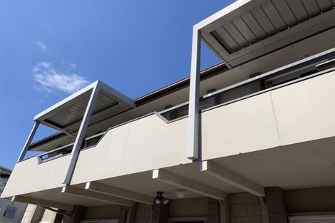 Photo of property in 21 The Mall, Mount Maunganui, 3116