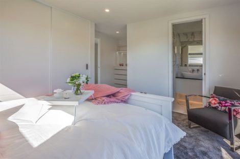 Photo of property in 195 Navigation Drive, Whitby, Porirua, 5024