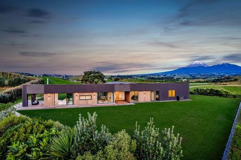 Photo of property in 29 Washer Road, Omata, New Plymouth, 4374