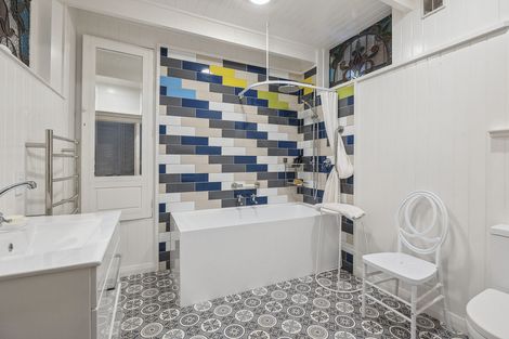 Photo of property in 2 Bacon Street, Broad Bay, Dunedin, 9014