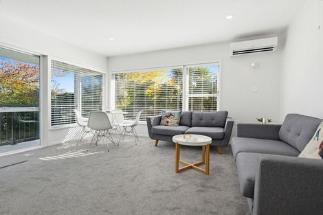Photo of property in 46b Grand Vue Road, Kawaha Point, Rotorua, 3010