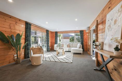 Photo of property in 9 Thoresby Mews, Avonhead, Christchurch, 8042