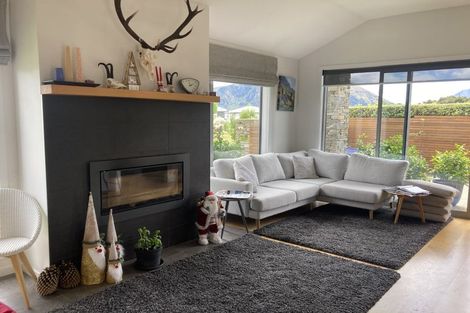 Photo of property in 3 Edgewood Place, Wanaka, 9305
