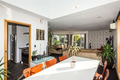 Photo of property in 1a Dulles Place, Papanui, Christchurch, 8053