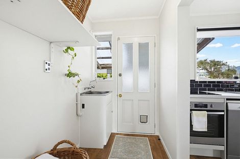 Photo of property in 30a Coates Street, Tawa, Wellington, 5028
