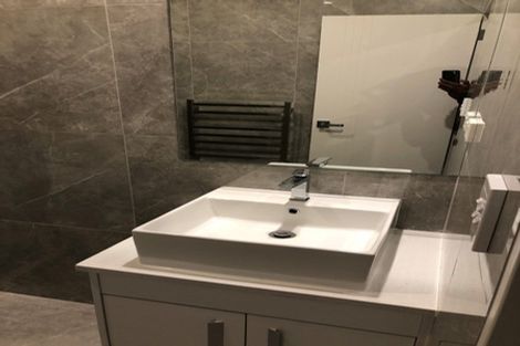 Photo of property in 10 Lavey Road, Flat Bush, Auckland, 2019