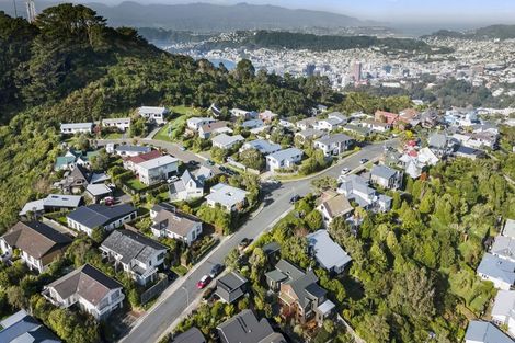Photo of property in 172 Orangi Kaupapa Road, Northland, Wellington, 6012