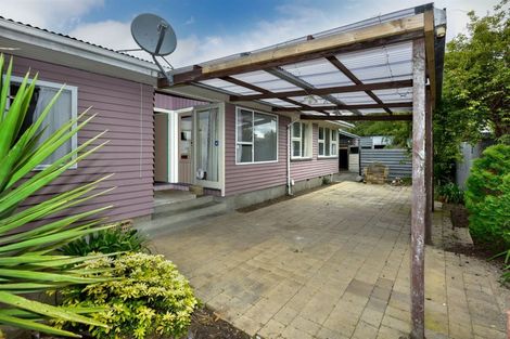 Photo of property in 18 Rowan Avenue, Aranui, Christchurch, 8061