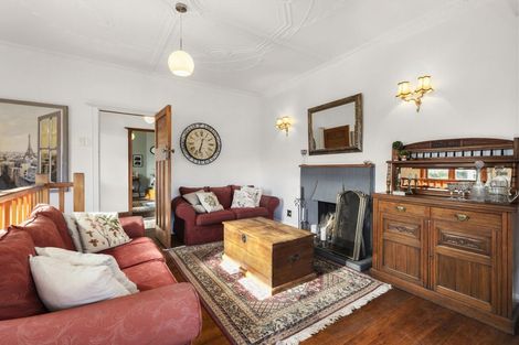 Photo of property in 17 Burrows Avenue, Karori, Wellington, 6012