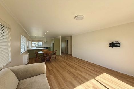 Photo of property in 21 Clemow Road, Fitzroy, New Plymouth, 4312