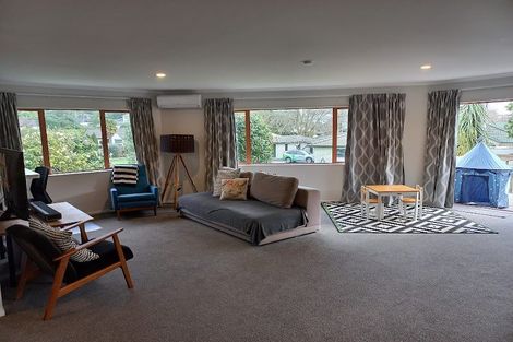 Photo of property in 1 Hidcote Place, Bethlehem, Tauranga, 3110