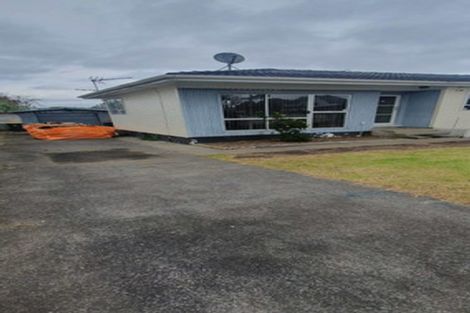 Photo of property in 23 Sunlands Drive, Manurewa, Auckland, 2102