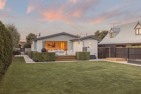Photo of property in 23 Celia Street, Redcliffs, Christchurch, 8081