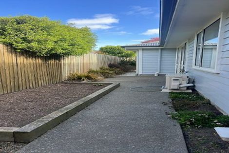 Photo of property in 18 Derrett Place, Saint Martins, Christchurch, 8022