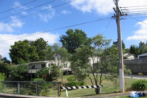Photo of property in 1/99 Eskdale Road, Birkdale, Auckland, 0626