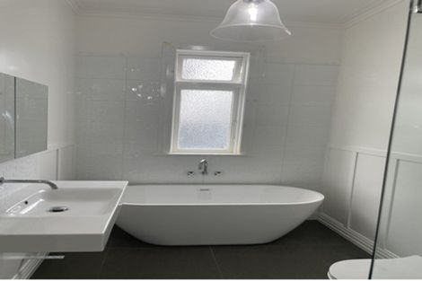 Photo of property in 72 William Street, Petone, Lower Hutt, 5012