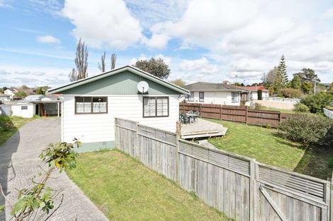 Photo of property in 43 Luanda Drive, Ranui, Auckland, 0612