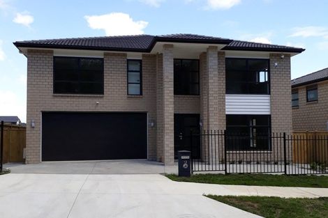 Photo of property in 13 Casheltown Way, Flat Bush, Auckland, 2019