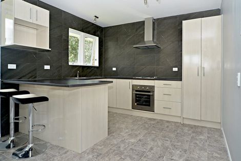 Photo of property in 5 Kerry Place, Papakura, 2110