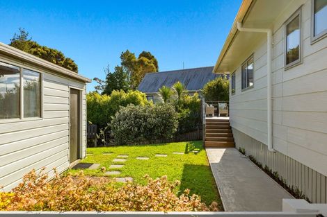 Photo of property in 37 Gatman Street, Birkdale, Auckland, 0626