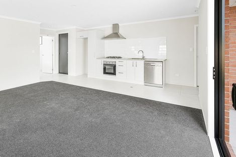 Photo of property in 11u1 Matthews Crescent, Melville, Hamilton, 3206